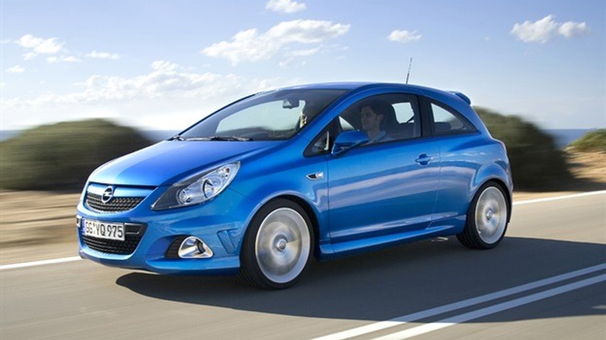 2016/01/Opel-Corsa.jpg