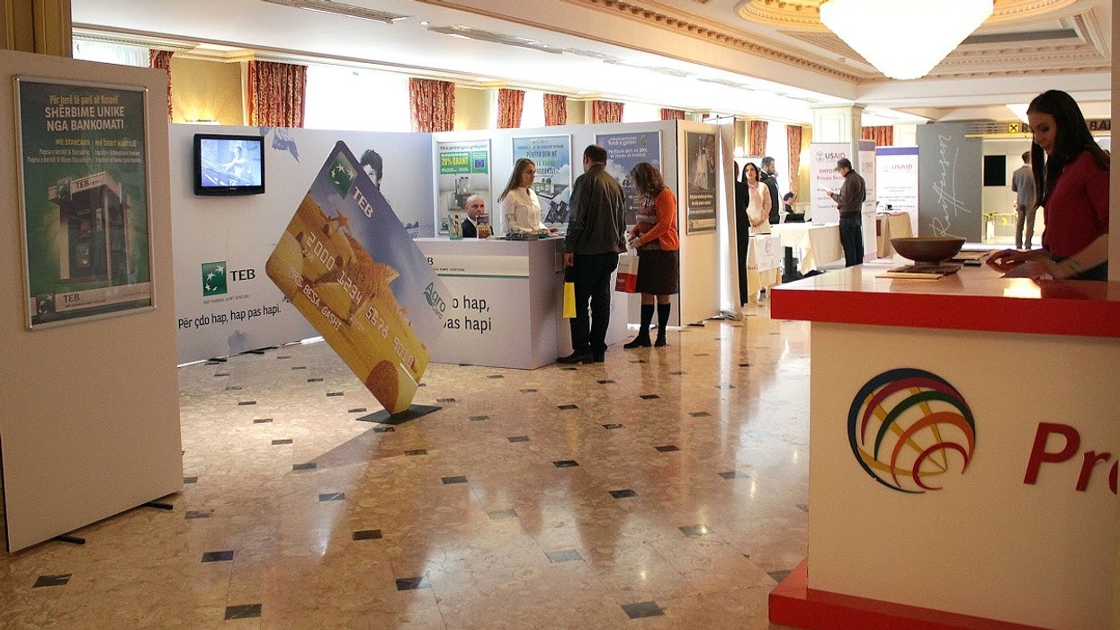 2016/01/Panairit-Financiar-2014-i-cili-organizohet-nga-Shoqata-e-Bankave-te-Kosoves-foto-ridvan-slivova-6.jpg