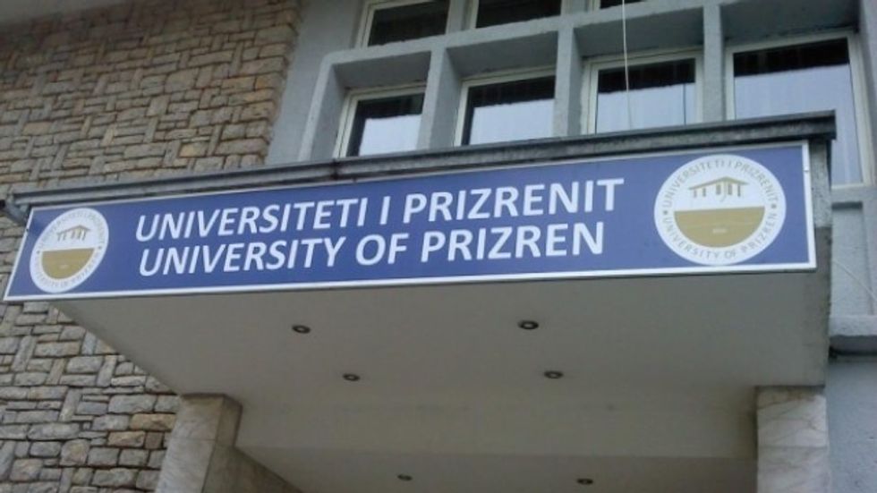 2016/01/profesori-i-universitetit-t-euml-prizrenit-i-kusht-euml-zonte-studentet-me-seks_hd.jpg