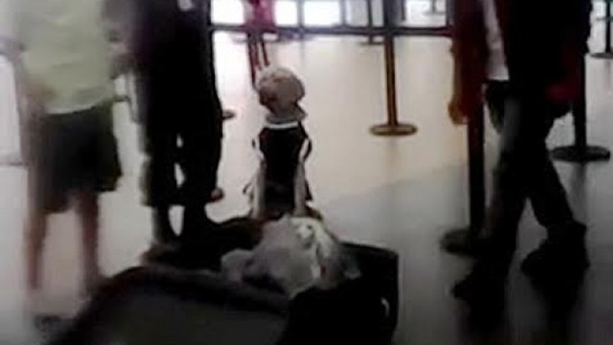 2016/01/provoi-ta-kontrabandj-euml-shokun-n-euml-valixhe-video_hd.jpg