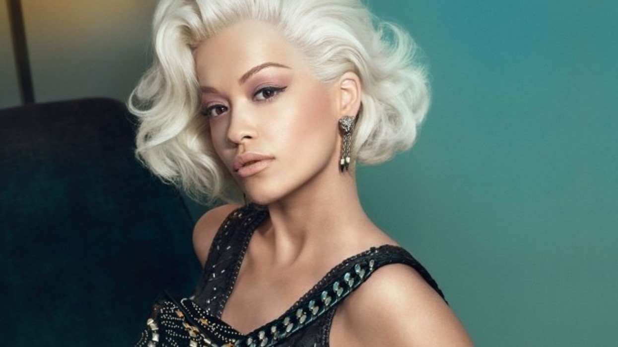 2016/01/rita-ora-jam-me-kultur-euml-islame-musliman-euml-t-s-jan-euml-terrorist-euml-foto_hd.jpg