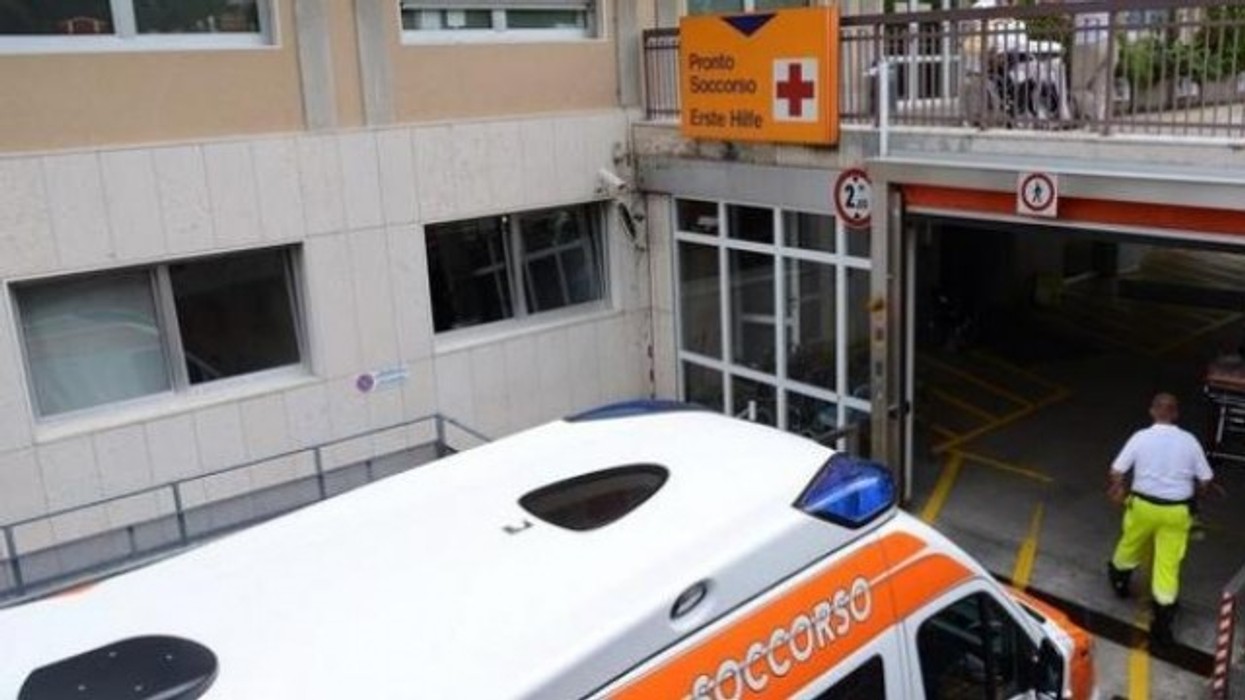 2016/01/rrahje-n-euml-spital-n-euml-mes-t-euml-shqiptareve-dhe-peruan-euml-ve_hd.jpg