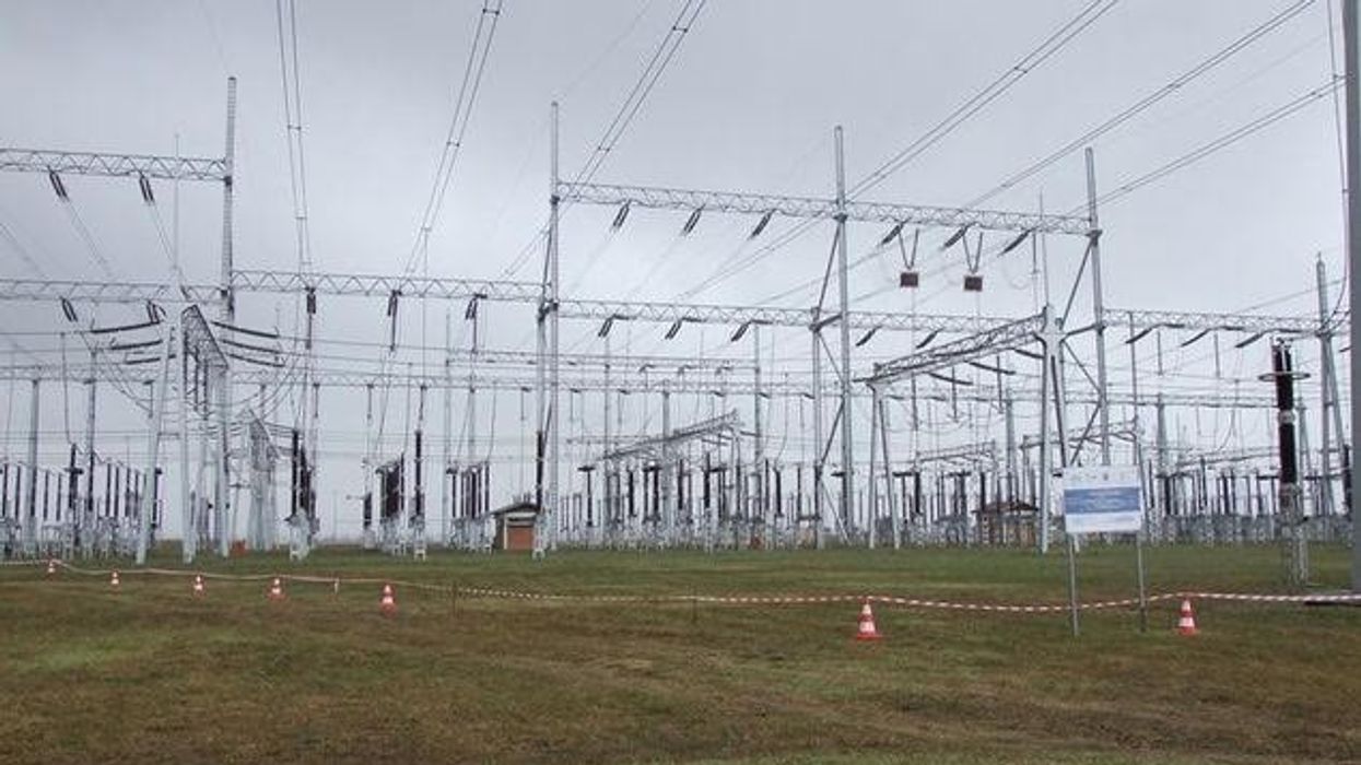 Ministria e Energjisë: Maqedonia po e ndjek me kujdes situatën në Evropë, sistemi i brendshëm elektroenergjetik mbetet stabil dhe i gatshëm Ministria e Energjisë: Maqedonia po e ndjek me kujdes situatën në Evropë, sistemi i brendshëm elektroenergjetik mbetet stabil dhe i gatshëm