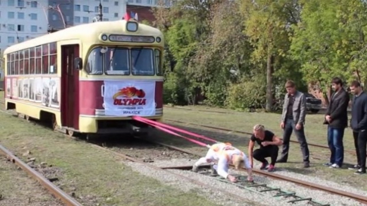 2016/01/rusja-t-euml-rheq-tramvajin-19-ton-euml-sh-video_hd.jpg