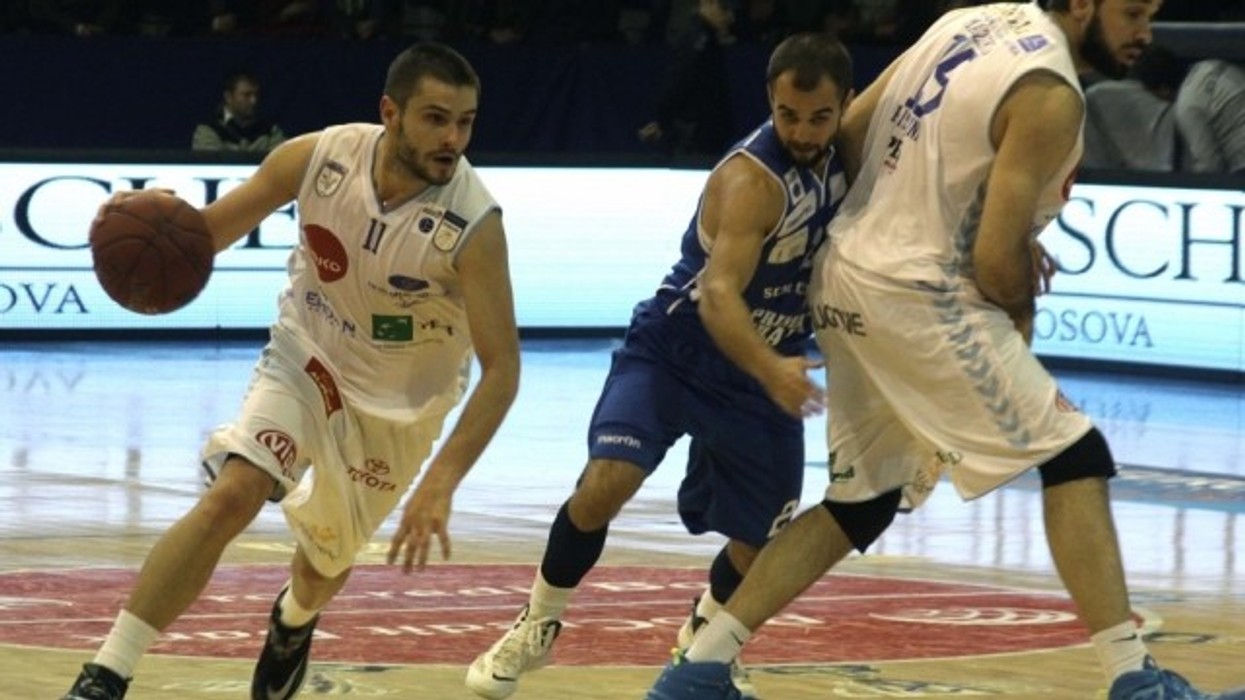 2016/01/sigal-prishtina-e-shkel-craiovan-foto_hd.jpg