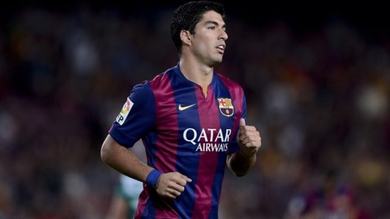 2016/01/suarez-do-t-euml-doja-t-euml-isha-p-euml-rgatitur-n-euml-la-masia_hd.jpg