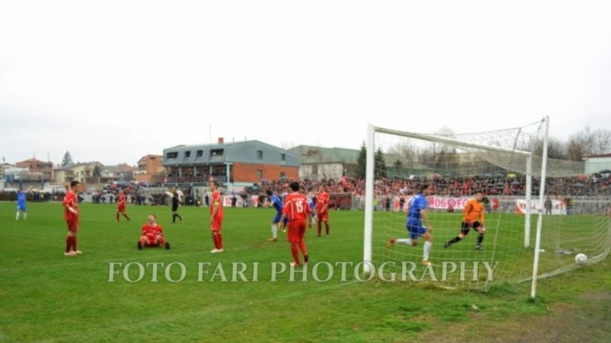 2016/01/superliga-fillon-me-derbin-m-euml-t-euml-madh-kosovar_hd.jpg