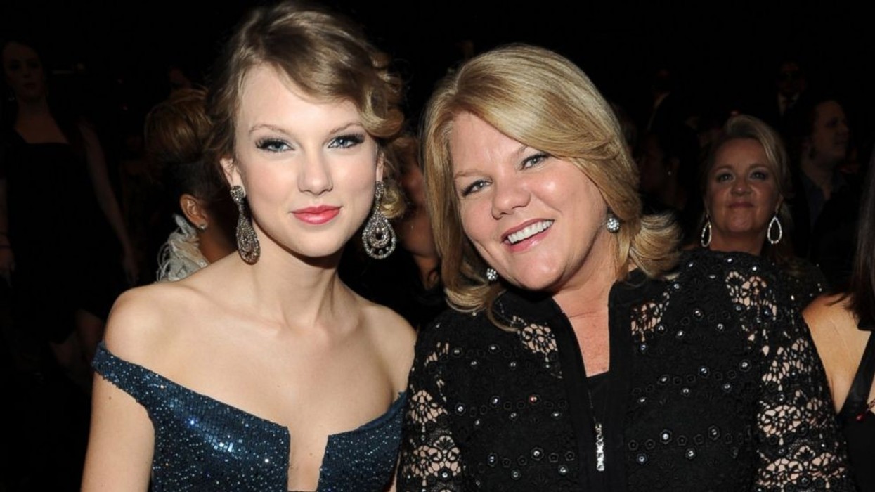 2016/01/taylorswiftnena.jpg