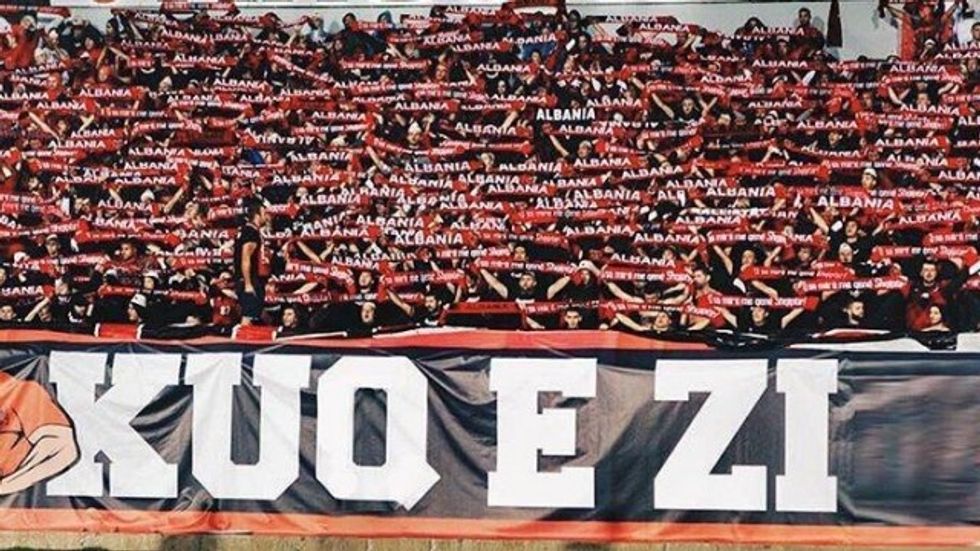 2016/01/tifozat-kuqezi-nuk-do-t-euml-jen-euml-t-euml-pranish-euml-m-n-euml-prishtin-euml_hd.jpg
