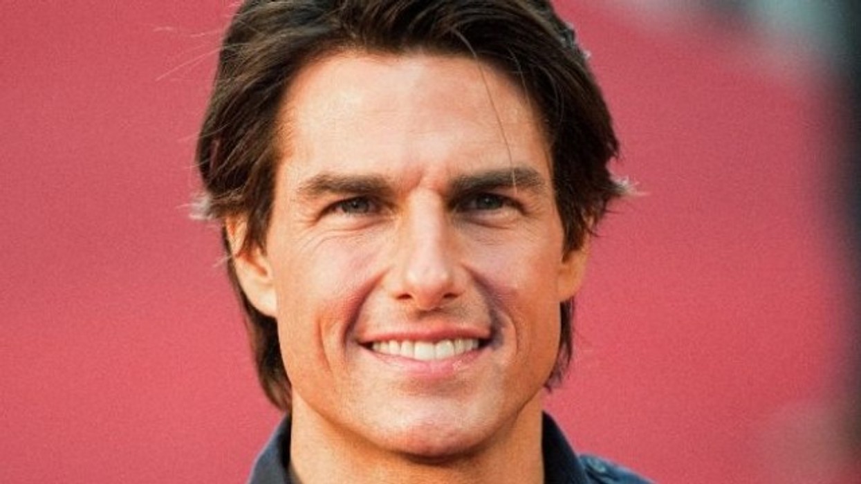 2016/01/tom-cruise-p-euml-r-pak-t-euml-shtypej-nga-autobusi_hd.jpg