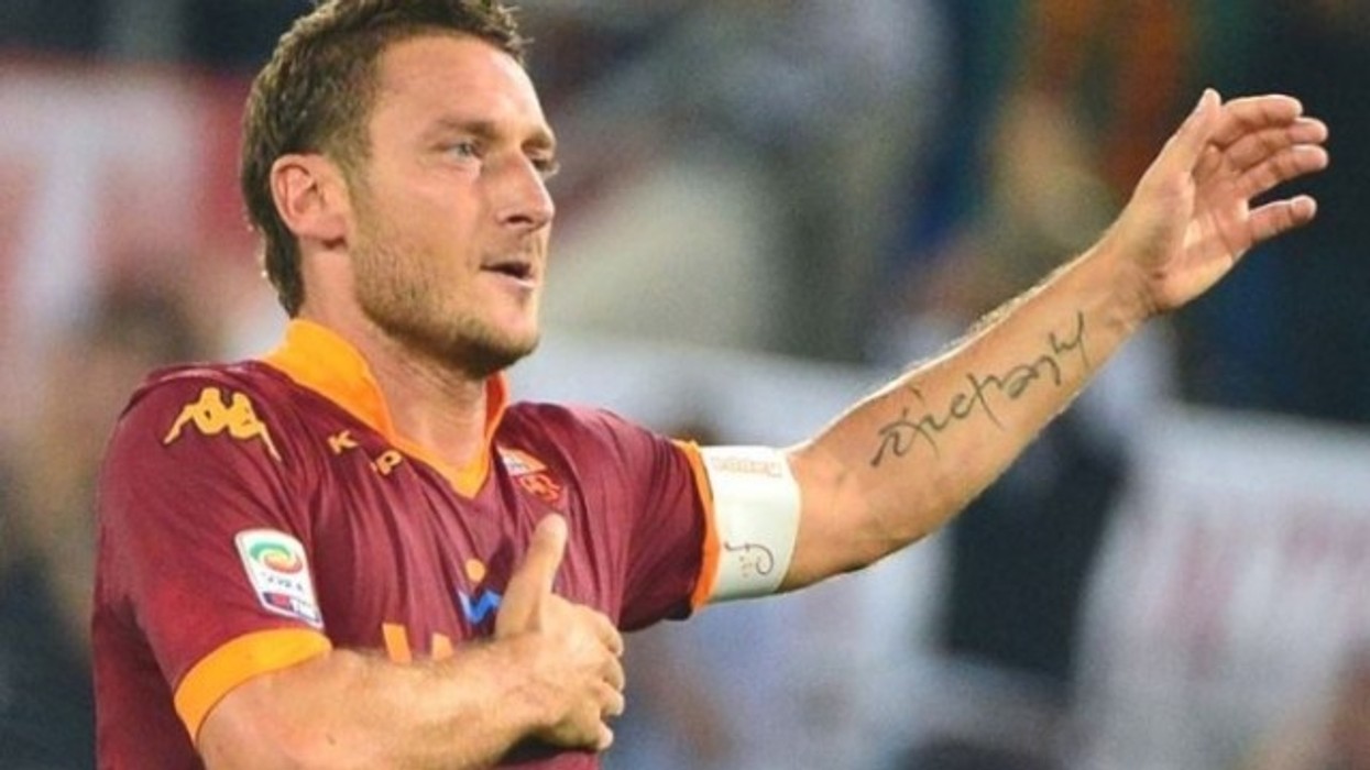 2016/01/totti-k-euml-rkon-t-euml-thyej-euml-rekordin-e-maldinit-gati-rinovimi_hd.jpg