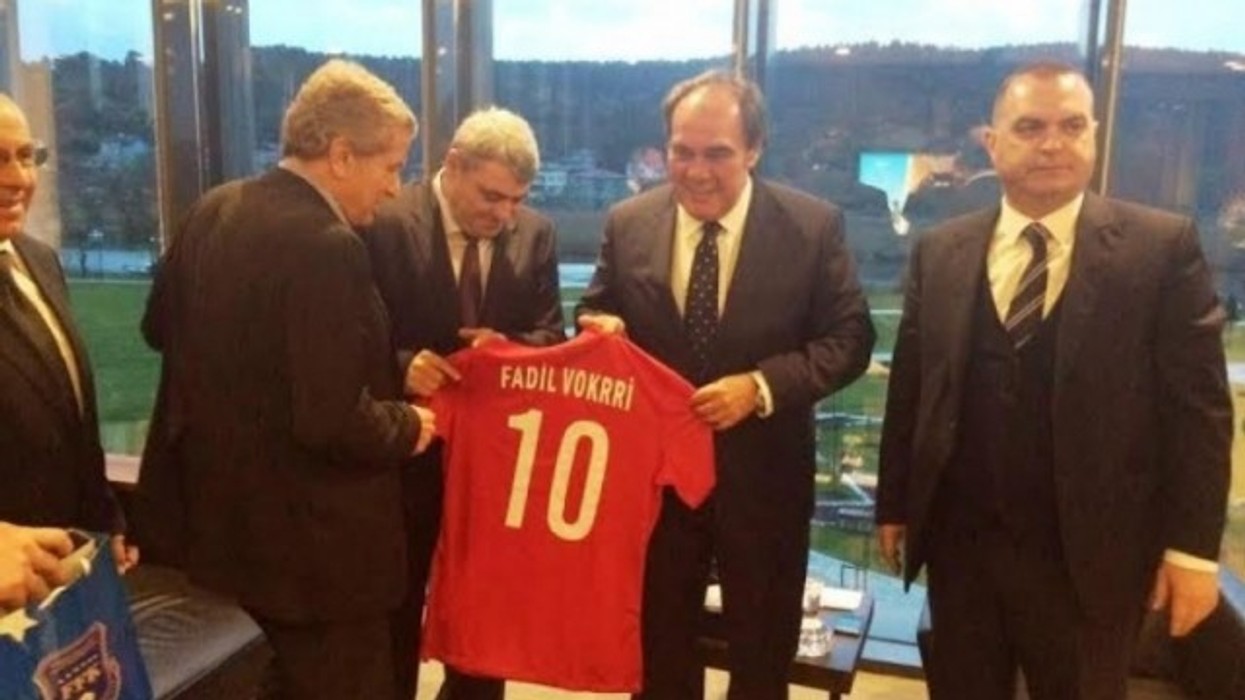 2016/01/turqia-mezi-pret-pranimin-e-kosov-euml-s-n-euml-uefa-e-fifa_hd.jpg
