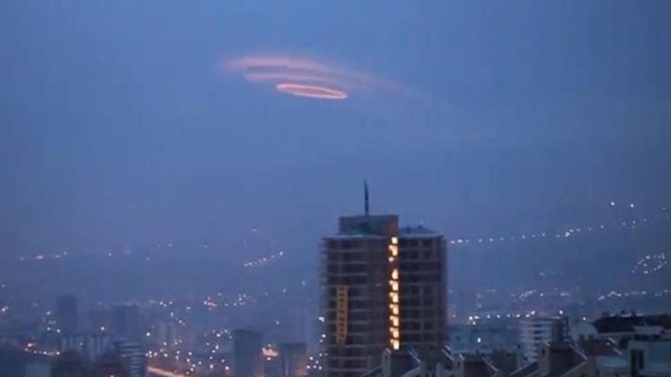 2016/01/ufo-t-n-euml-shqip-euml-ri-video_hd.jpg