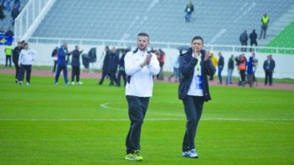 2016/01/ujkani-u-fascinua-nga-atmosfera-n-euml-ldquo-adem-jashari-rdquo_hd.jpg
