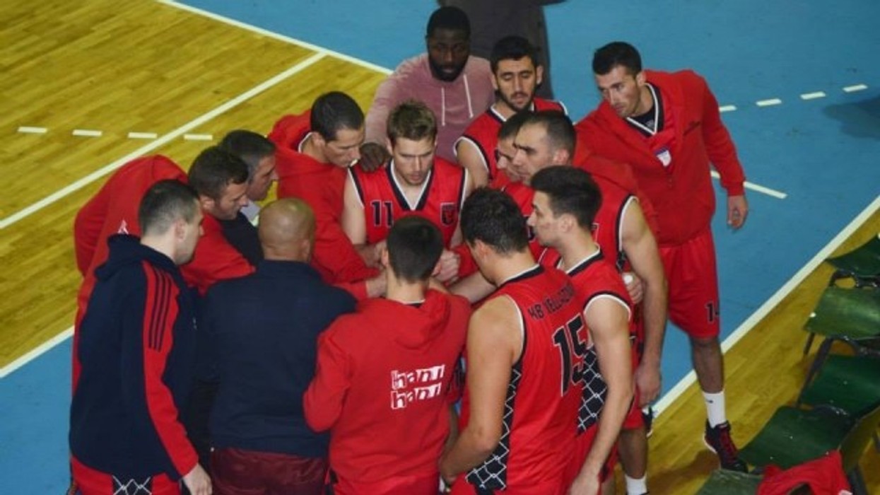 2016/01/v-euml-llaznimi-nuk-i-frik-euml-sohet-pej-euml-s_hd.jpg