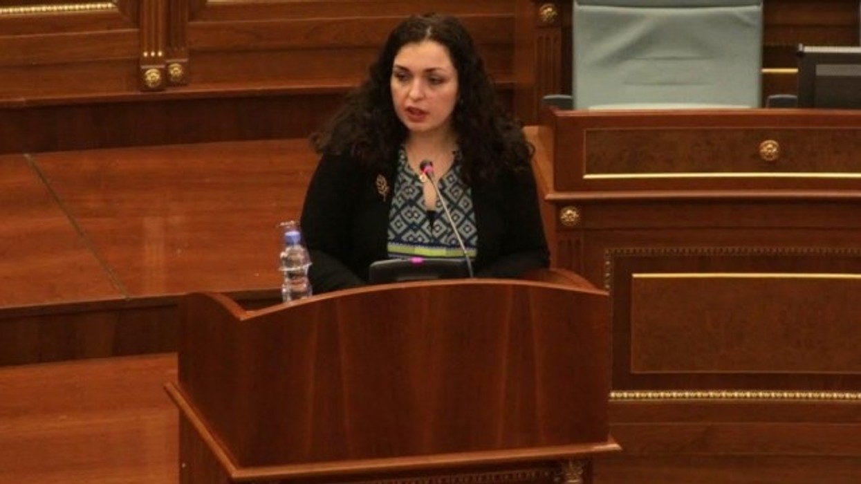 2016/01/vjosa-osmani-pdk-po-e-bllokon-gjith-euml-jet-euml-n-parlamentare-n-euml-vend_2_hd.jpg