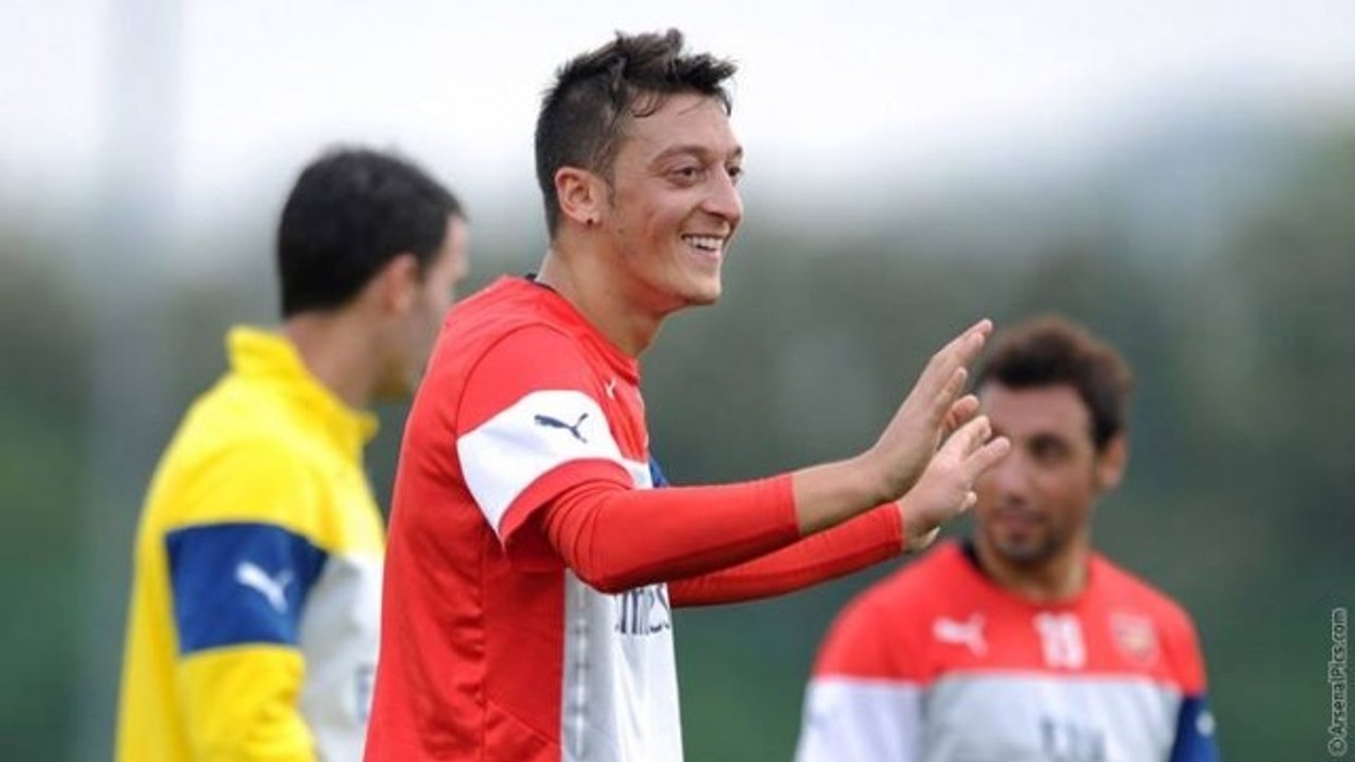 2016/01/wenger-ozil-duhet-t-euml-luftoj-euml-p-euml-r-start_hd.jpg