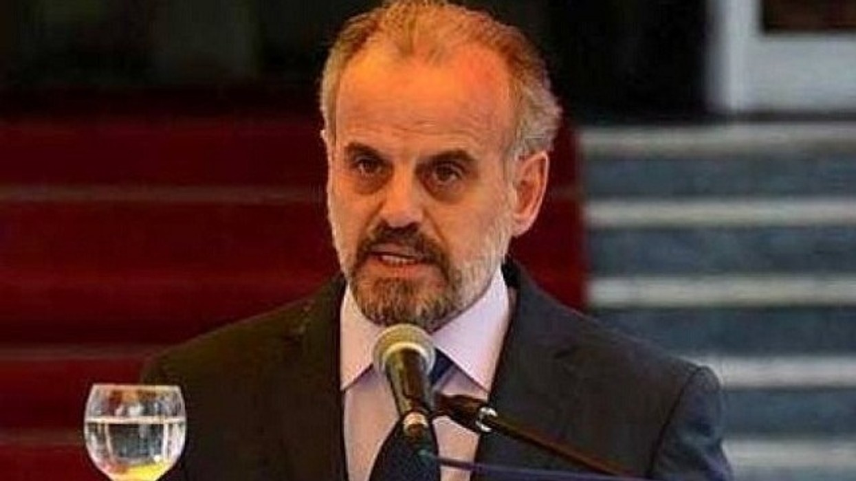 2016/01/xhaferi-fejzullahut-dalim-jasht-euml-dhe-merremi-vesht-euml-video_hd.jpg