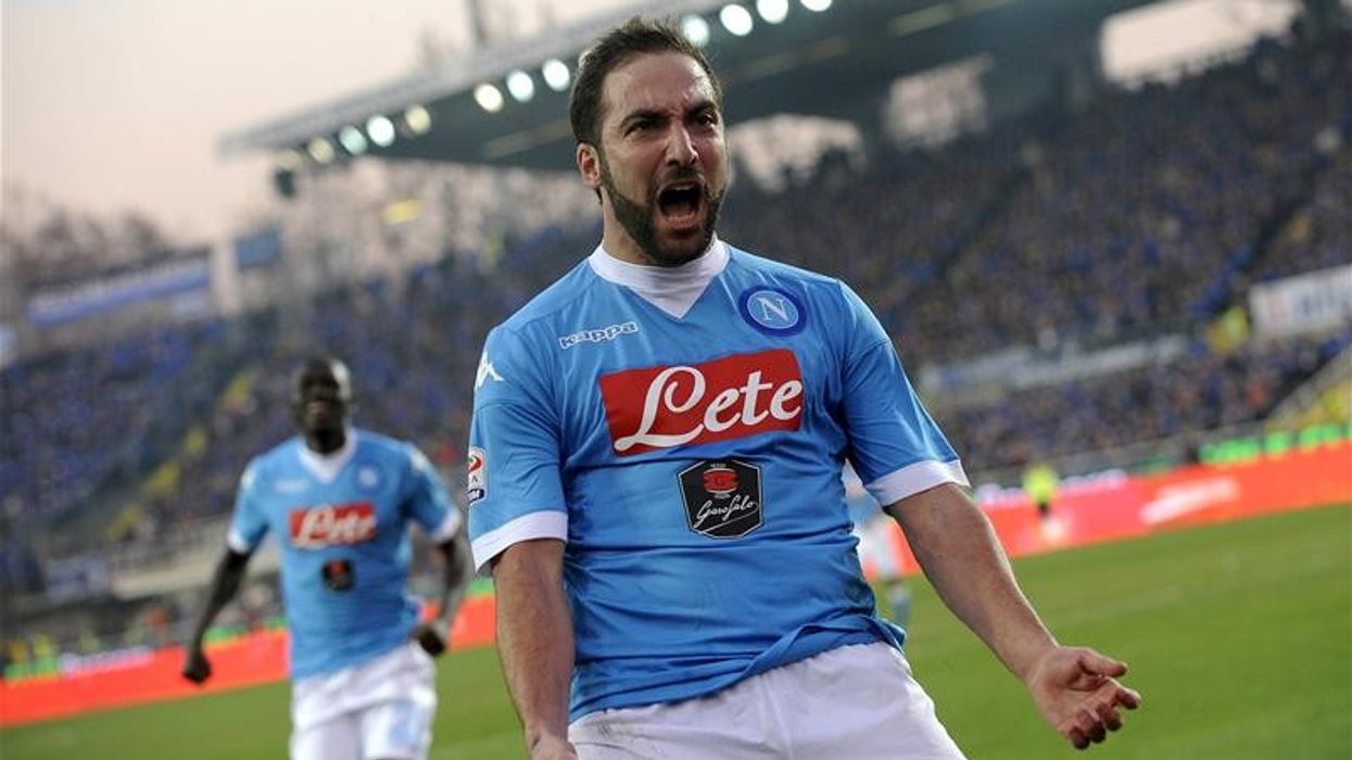 2016/03/higuain.jpg