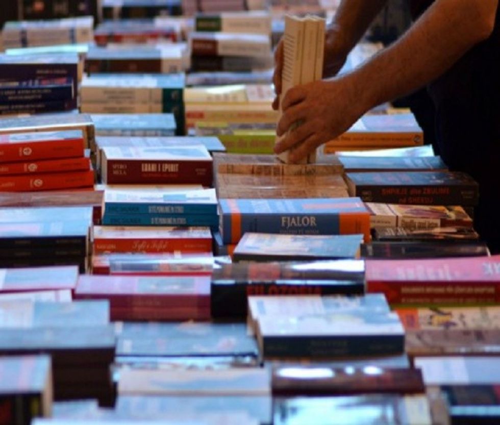 Do të ndryshohen librat letrarë në arsimin fillor, MASh organizon diskutim publik