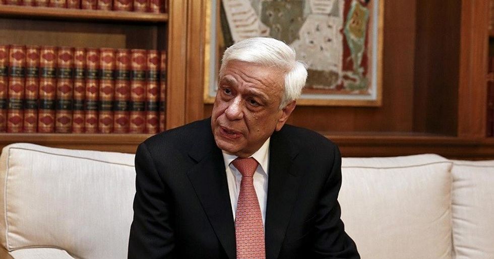 2016/03/Prokopis-Pavlopoulos.jpg