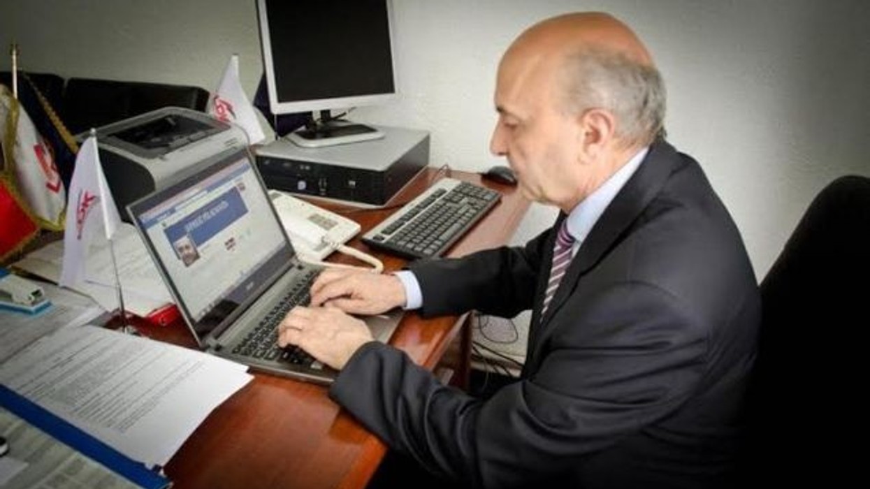 2016/04/kryeministri-isa-mustafa-ne-facebook.jpg
