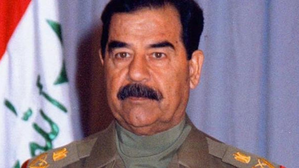 2016/04/saddam-hussein-sempat-pelihara-kambing-sebelum-tewas.jpg