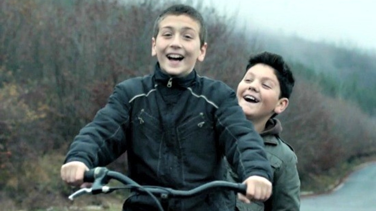 2016/04/Shok-inside.jpg