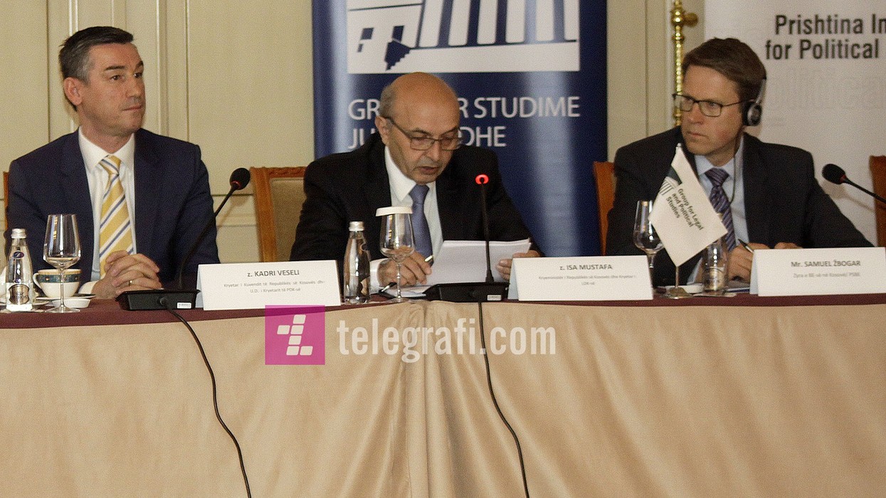 2016/04/Tryeze-Si-ta-shnderrojme-MSA-ne-ne-nje-proces-per-reforma-per-Kosoven-foto-Ridvan-Slivova-15.jpg