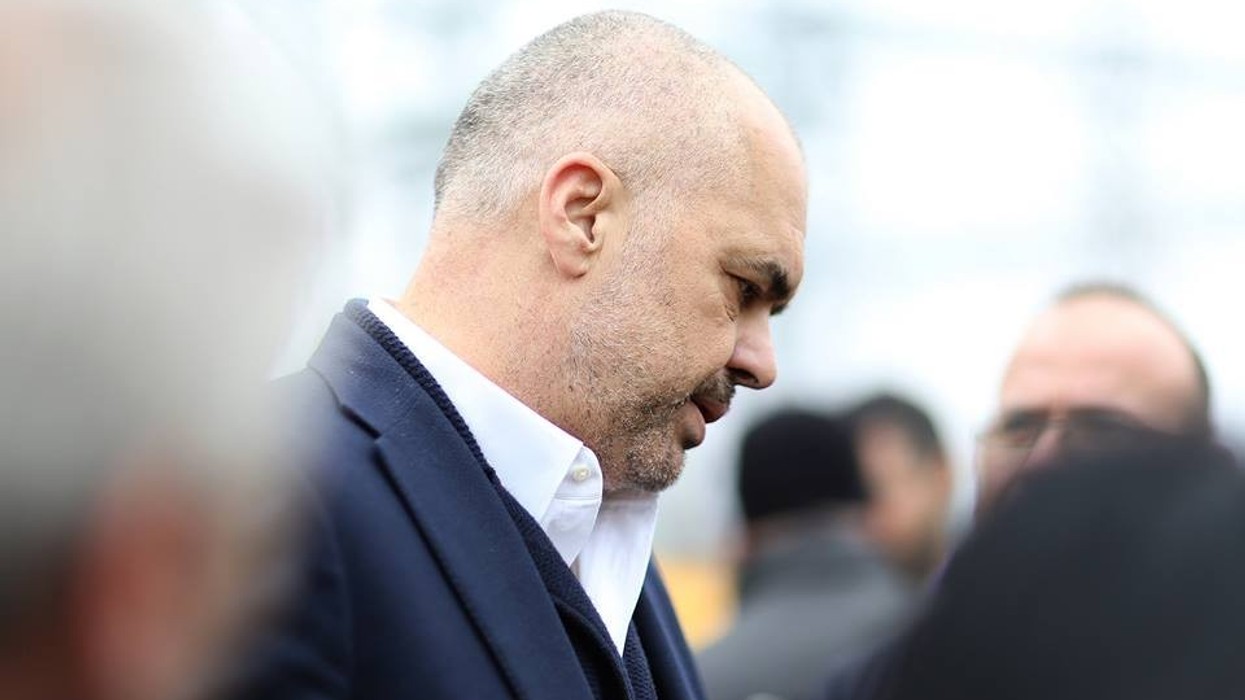 2016/05/Edi_rama_Interesant.jpg