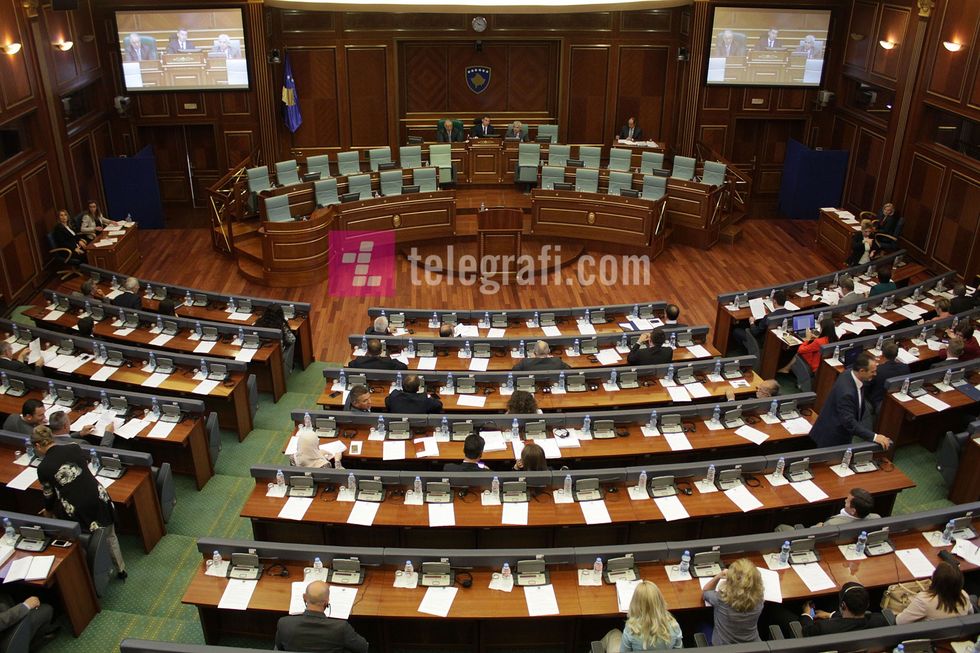 2016/05/seanca-e-kuvendit-te-kosoves-25-qershor-paradite-foto-ridvan-slivova-1.jpg