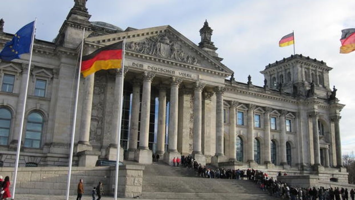 2016/06/germany_berlin_reichstag_government_quarter_10.jpg