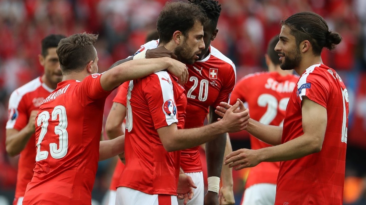 2016/06/RomaniavSwitzerlandGroupUEFAEuro2016XLEKnGKDV5Ix.jpg
