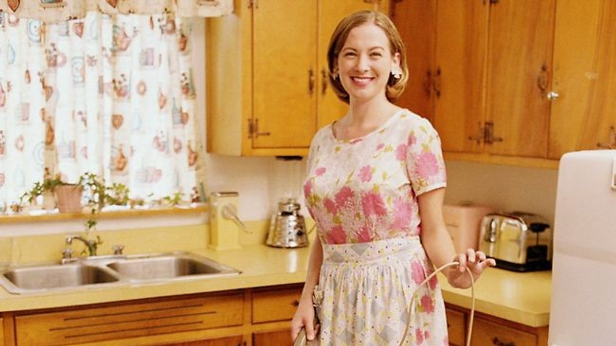 2016/07/613837-1950s-housewife.jpg