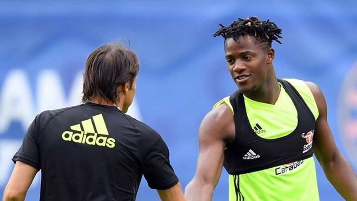 2016/07/batshuayi-trains.img_.jpg
