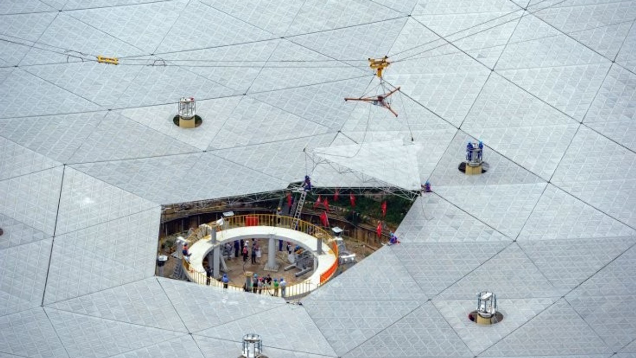 2016/07/china-builds-worlds-largest-radio-telescope.jpg