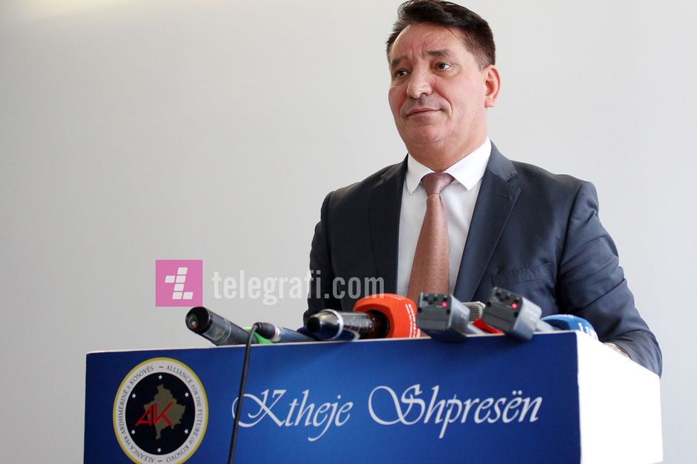2016/07/Konference-AAK-Pal-Lekaj-foto-ridvan-slivova-1-e1491490518353.jpg