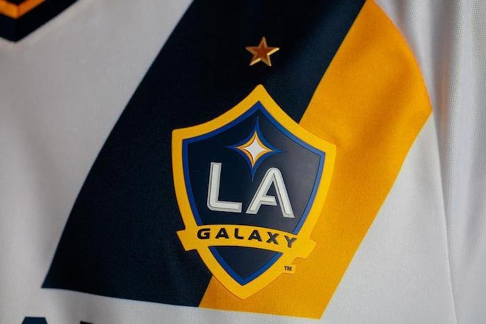 2016/07/la-galaxy-2016-home-kit-2.jpg