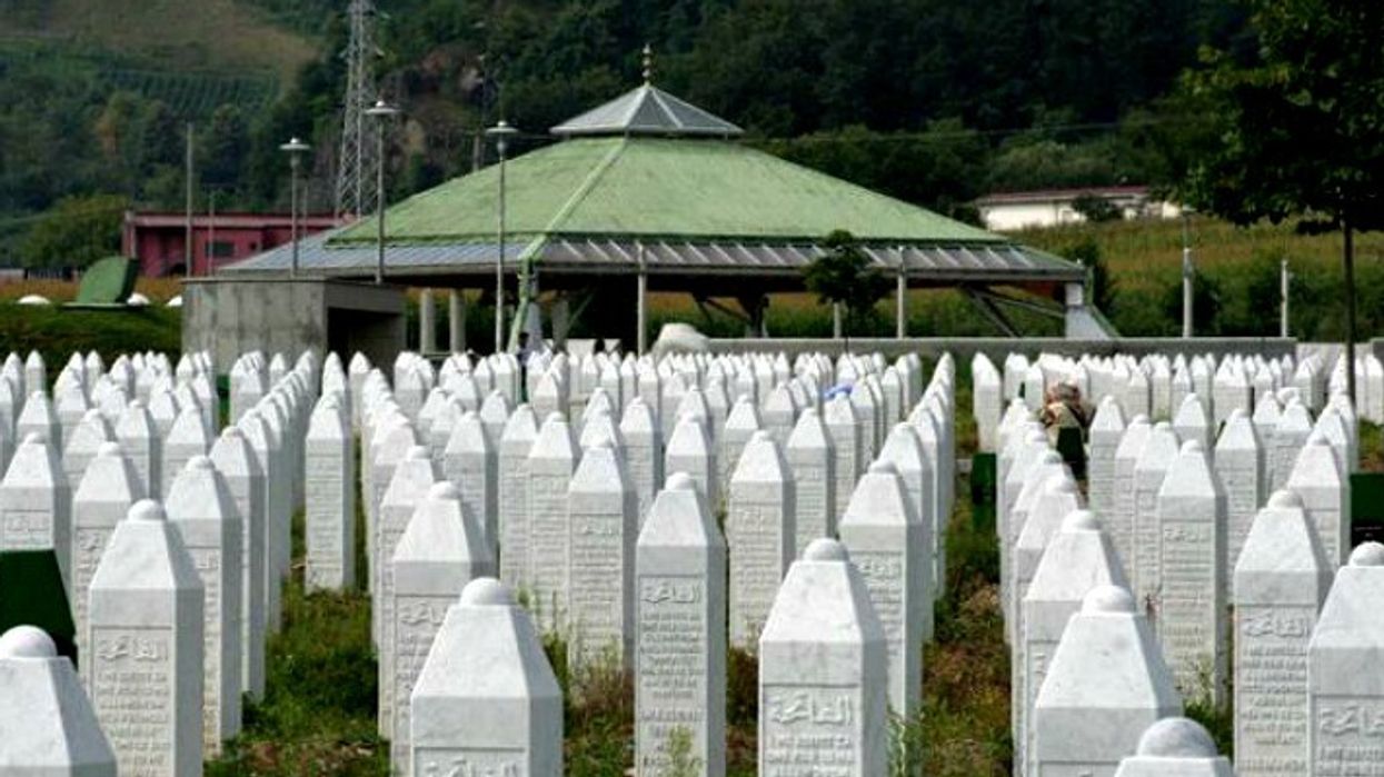 2016/07/Srebrenica-Potočari_Memorial_Center.jpg