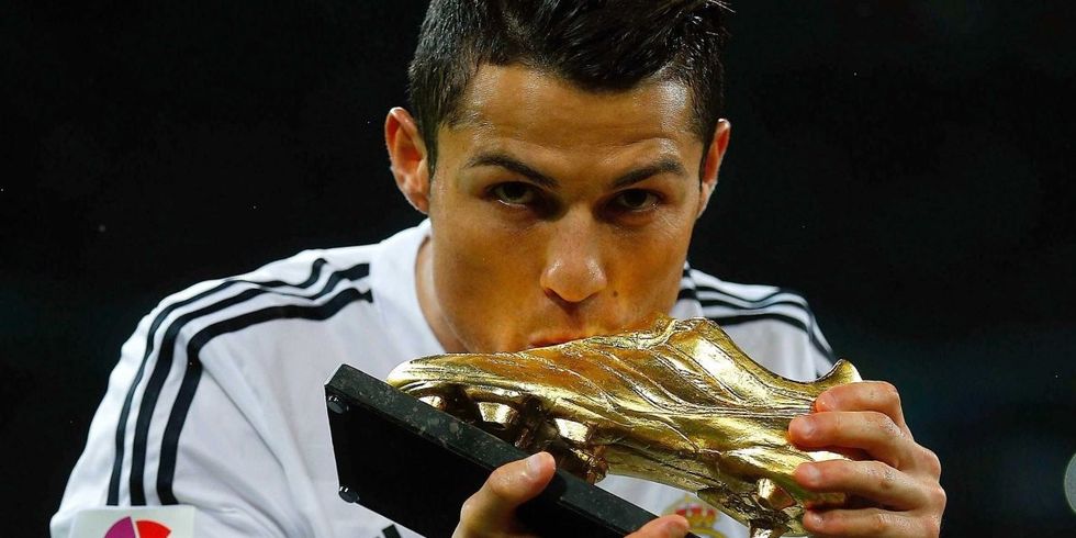 2016/08/cristiano-ronaldo-heres-how-the-worlds-highest-paid-athlete-makes-and-spends-his-money.jpg
