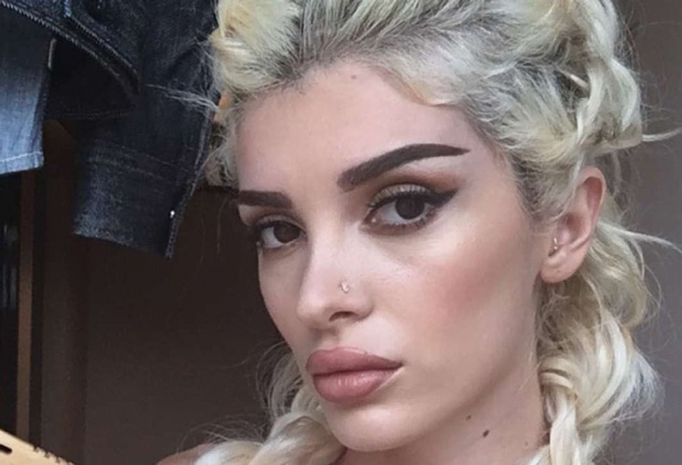2016/08/EraIstrefi-fk.jpg