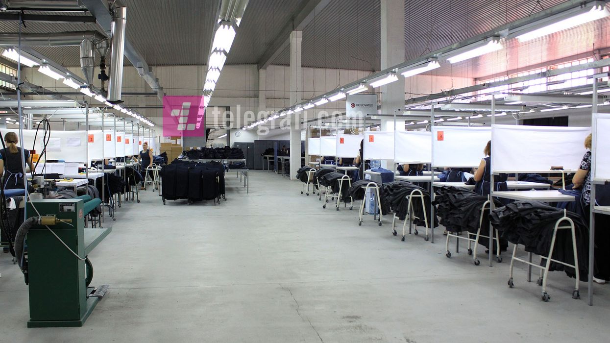 2016/08/Fabrika-e-tekstilit-Kosova-Tex-foto-ridvan-slivova-6.jpg