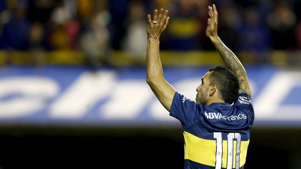 2016/09/Carlos-Tevez-joins-Boca-Juniors.jpg
