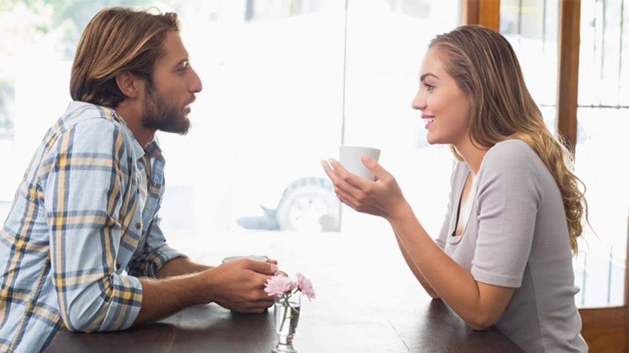2016/09/couple-talking.jpg