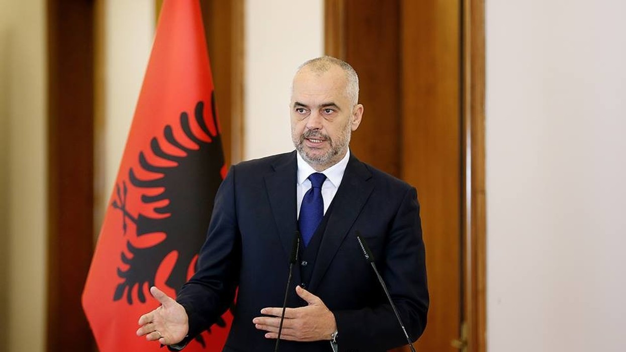 2016/09/Edi_Rama_Press.jpg