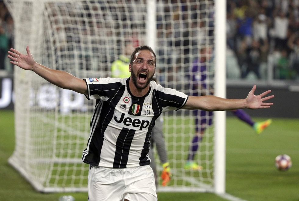 2016/09/higuain.jpg