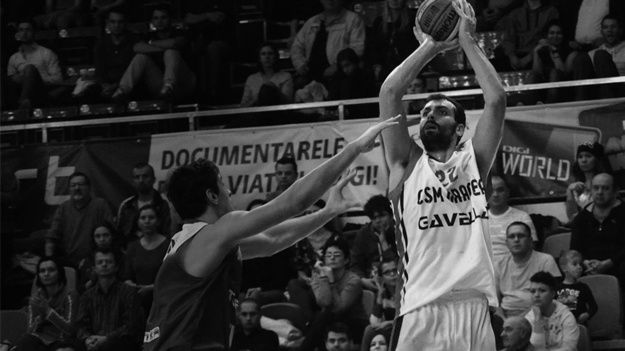2016/09/nuhanovic.jpg
