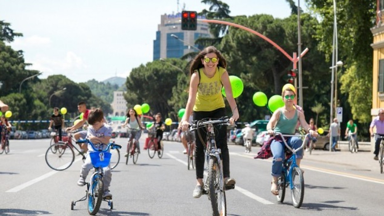 2016/09/tirana-pa-makina-5-qershor-4-1465122192-8712429-1.jpg