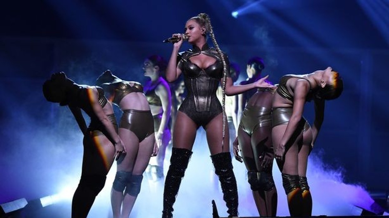 2016/10/beyonce-2-e1476896890473.jpg