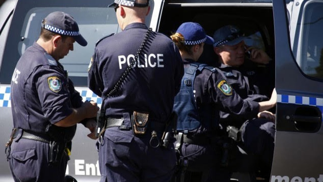 2016/10/police-1.jpg
